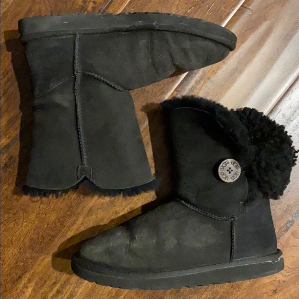 Bailey Button Women’s Uggs